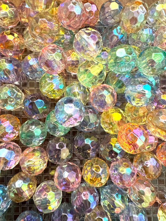 Clear faceted color round beads